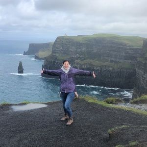 Meet your Posher, Abby